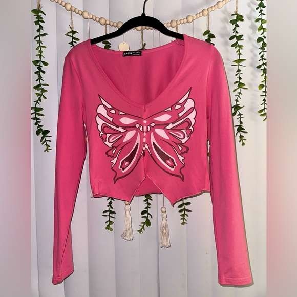 NWOT Pink Butterfly Crop Top - Picture 2 of 3